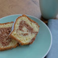 Backrezept für einen saftigen Marmorkuchen mit Butter. Ein Genuss zum Kaffee! Der Teig für den Marmorkuchen kann auch in einer Gugelhupf-Form gebacken werden.